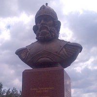 В Омске открыли памятник Ермаку, игнорируя протесты татар