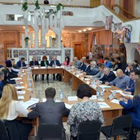 В Омской области представители власти, общественности, ученые намерены совместно противодействовать распространению экстремистской идеологии