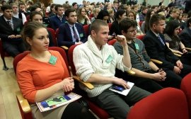 Врио губернатора Омской области намерен остановить отток молодежи
