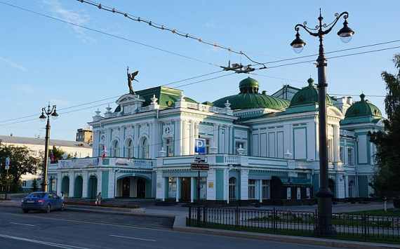 Миллиард рублей, выделенный на гостевой маршрут в Омске, могут отдать компаниям из Урала