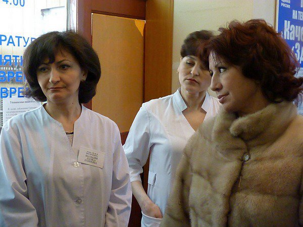 Во время инспекции одной из поликлиник Омска